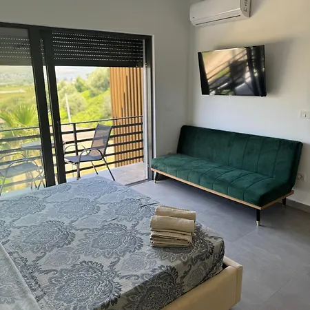 Hela Hotel *
